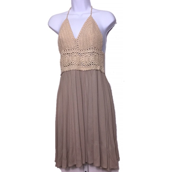 Papaya Dresses & Skirts - Papaya USA Halter Dress